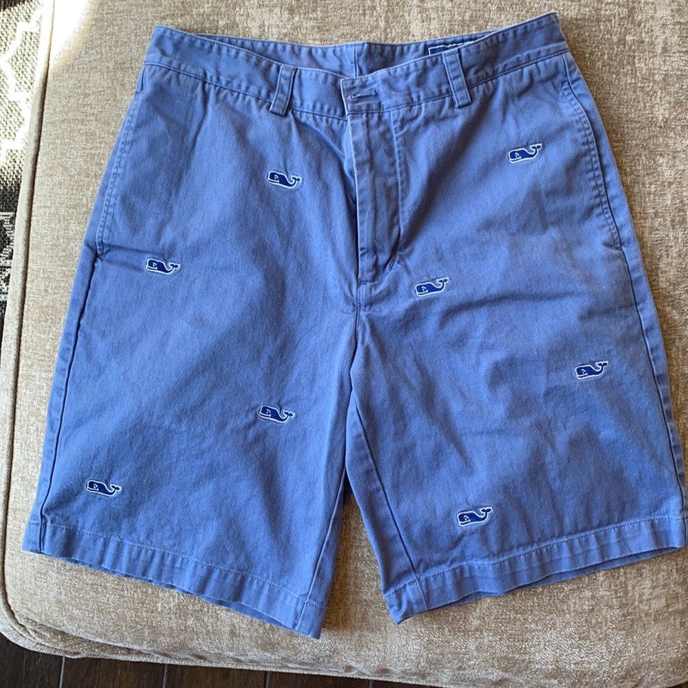 Vineyard Vines breaker shorts. Size- 32
